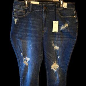 Judy Blue High Rise Cuffed Destroy Skinny Capri 20W